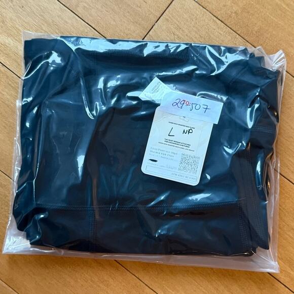 Fabletics NEW Oasis PureLuxe High Waisted Pocket Kick Flare Black Leggings Large - Picture 4 of 7